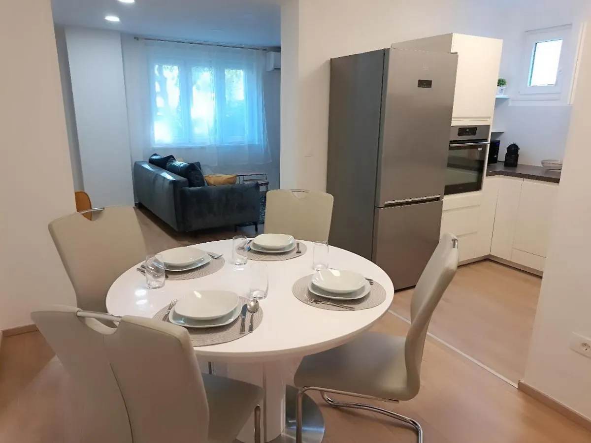 Apartment Luana Pula